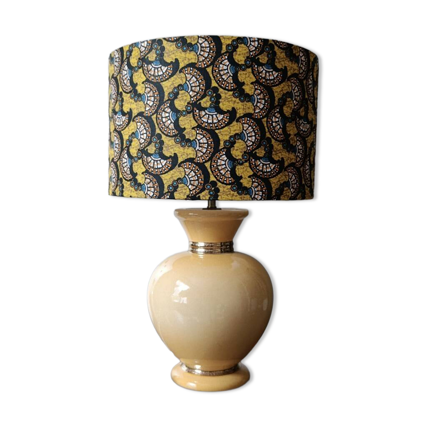 Yellow and gold ceramic table lamp | Kotska, saffron wax lampshade