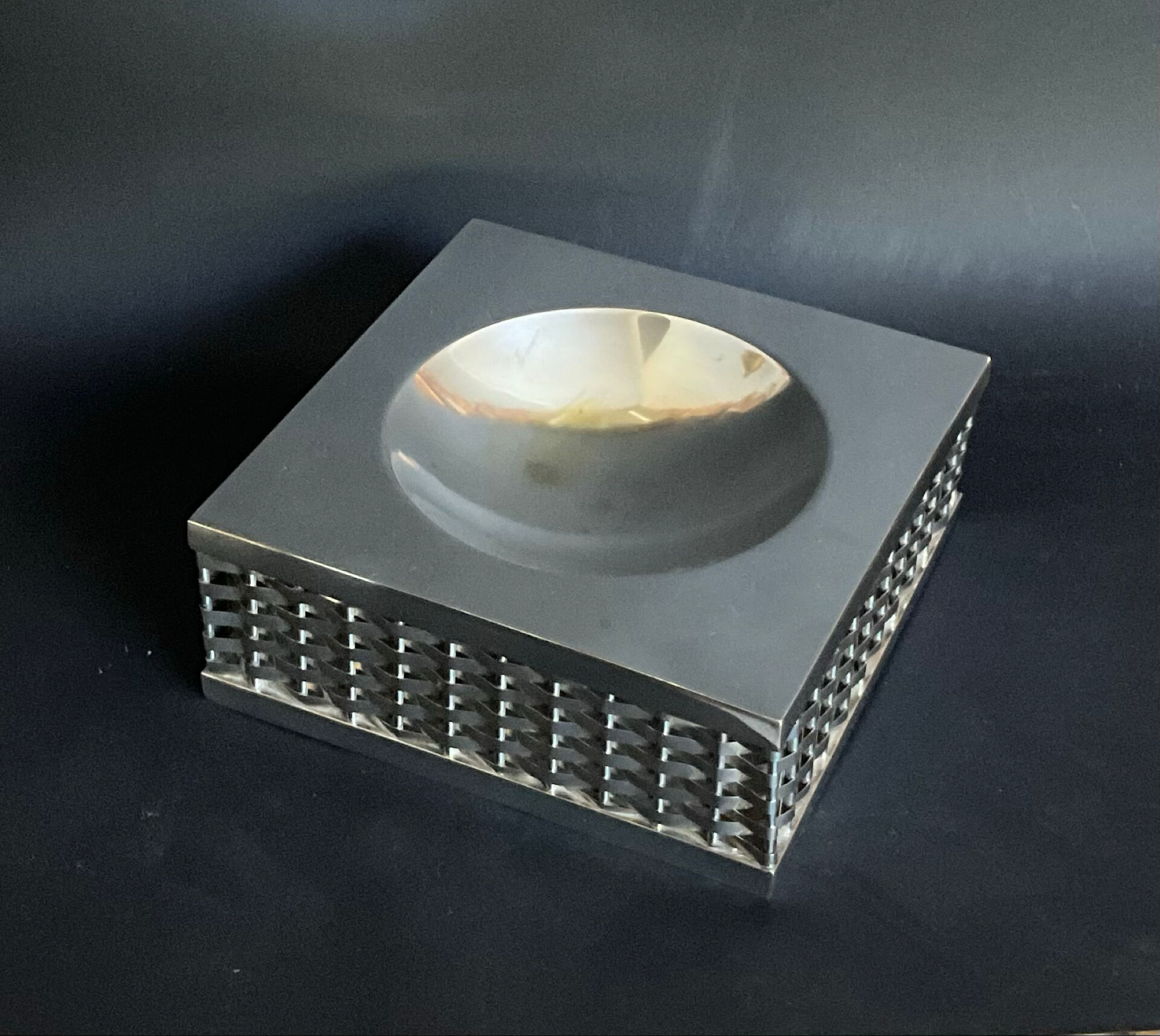 Tommaso Barbi (attributed) – Important sculptural metal vide-poche