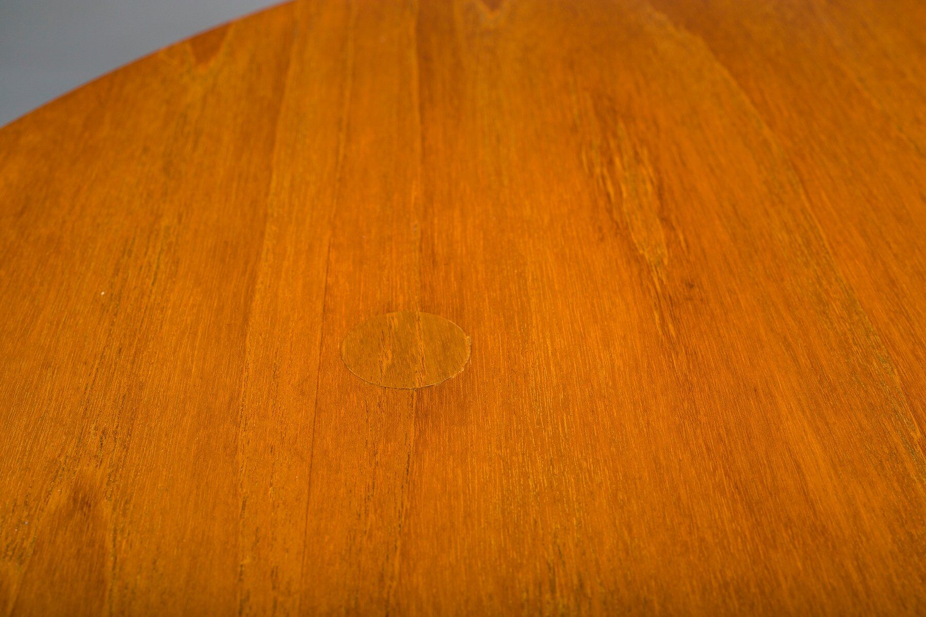 Round teak veneered extendable dining table from G-Plan, 1960s