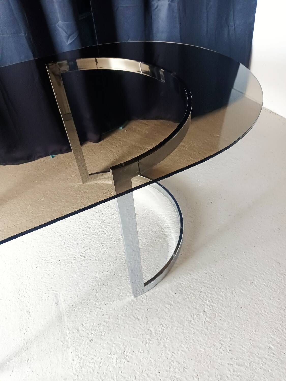 Roche Bobois table