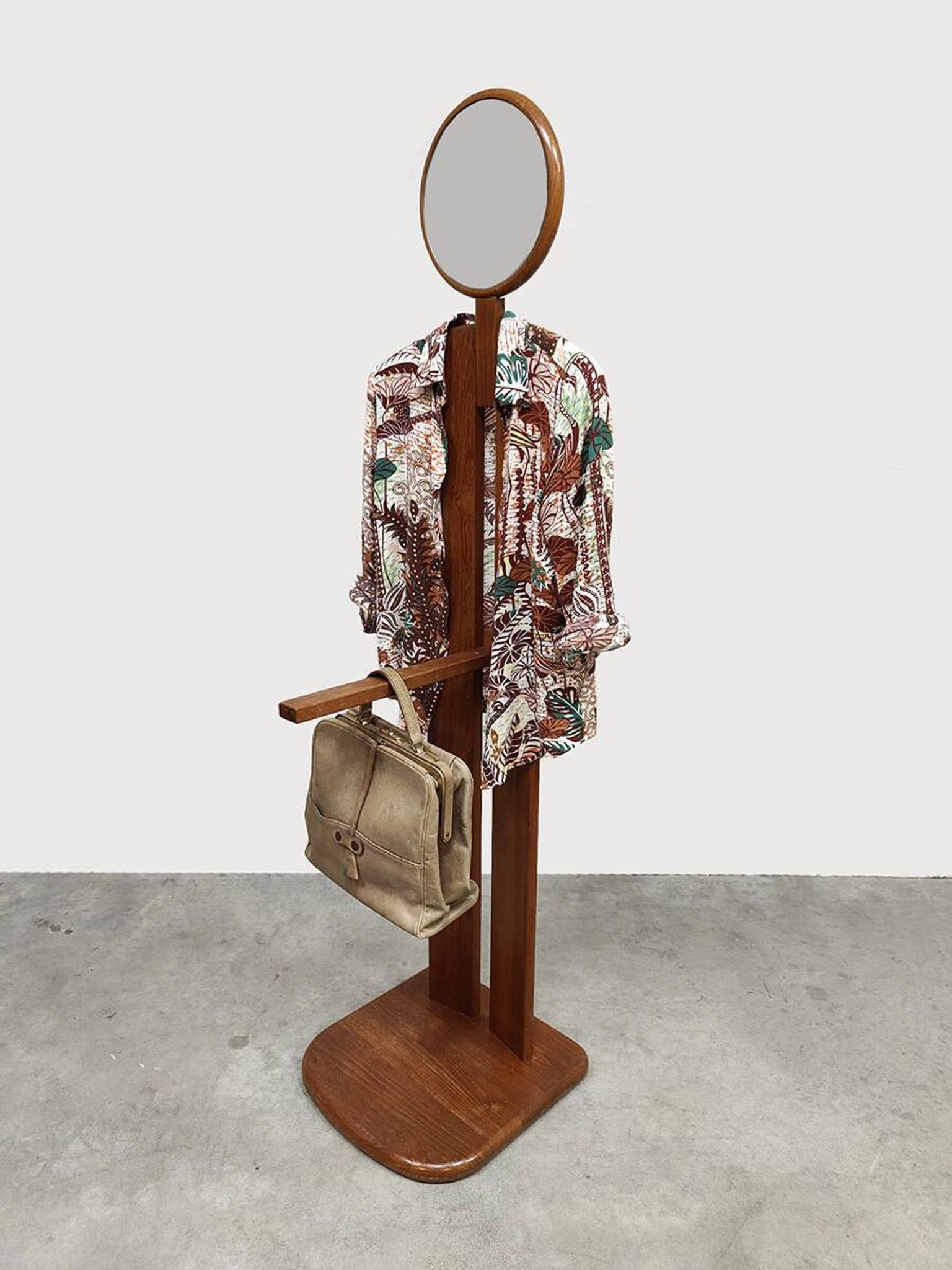 Vintage rare Danish design figural valet stand dressboy by Aksel Kjersgaard
