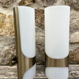 Set of two wall lights
