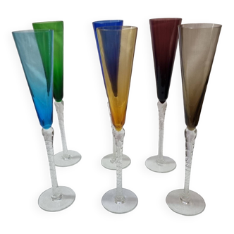 6 flutes à champagne de couleur Murano