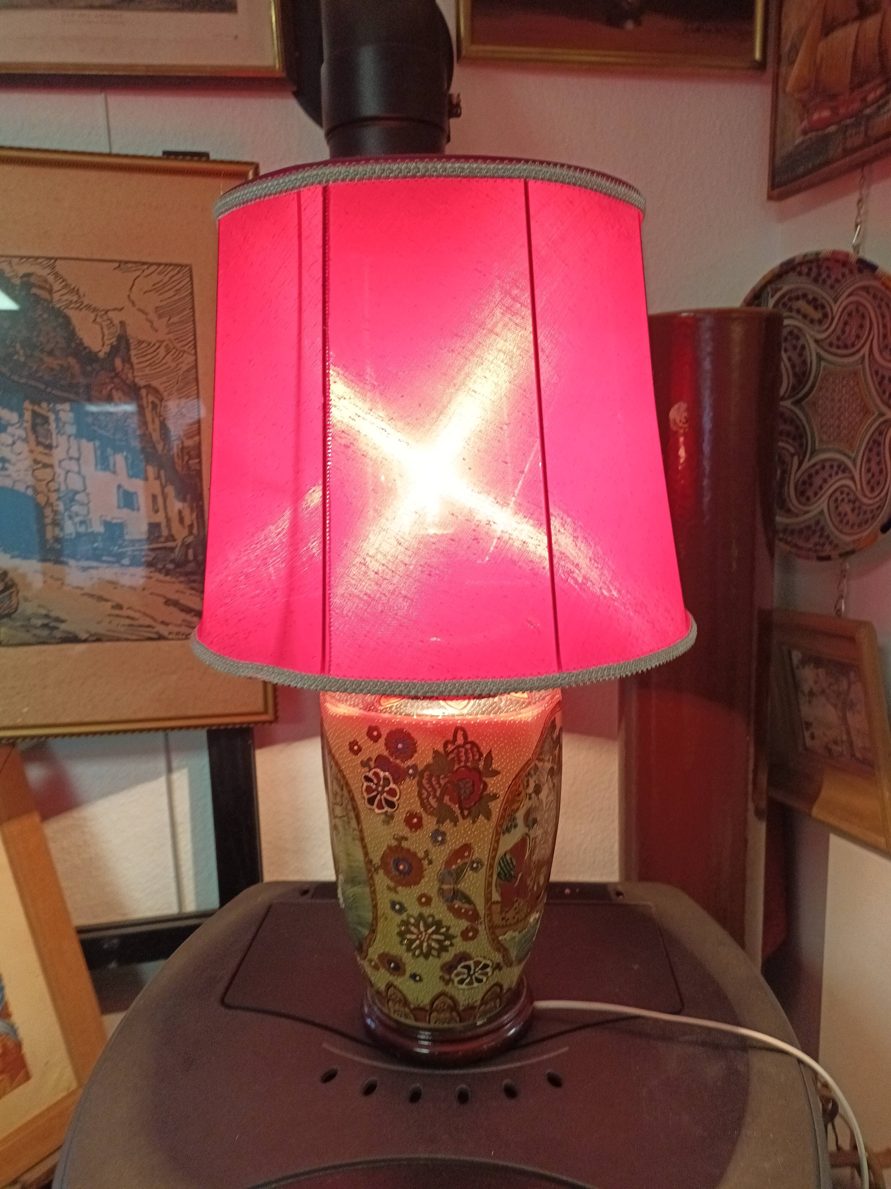 Asian ceramic lamp