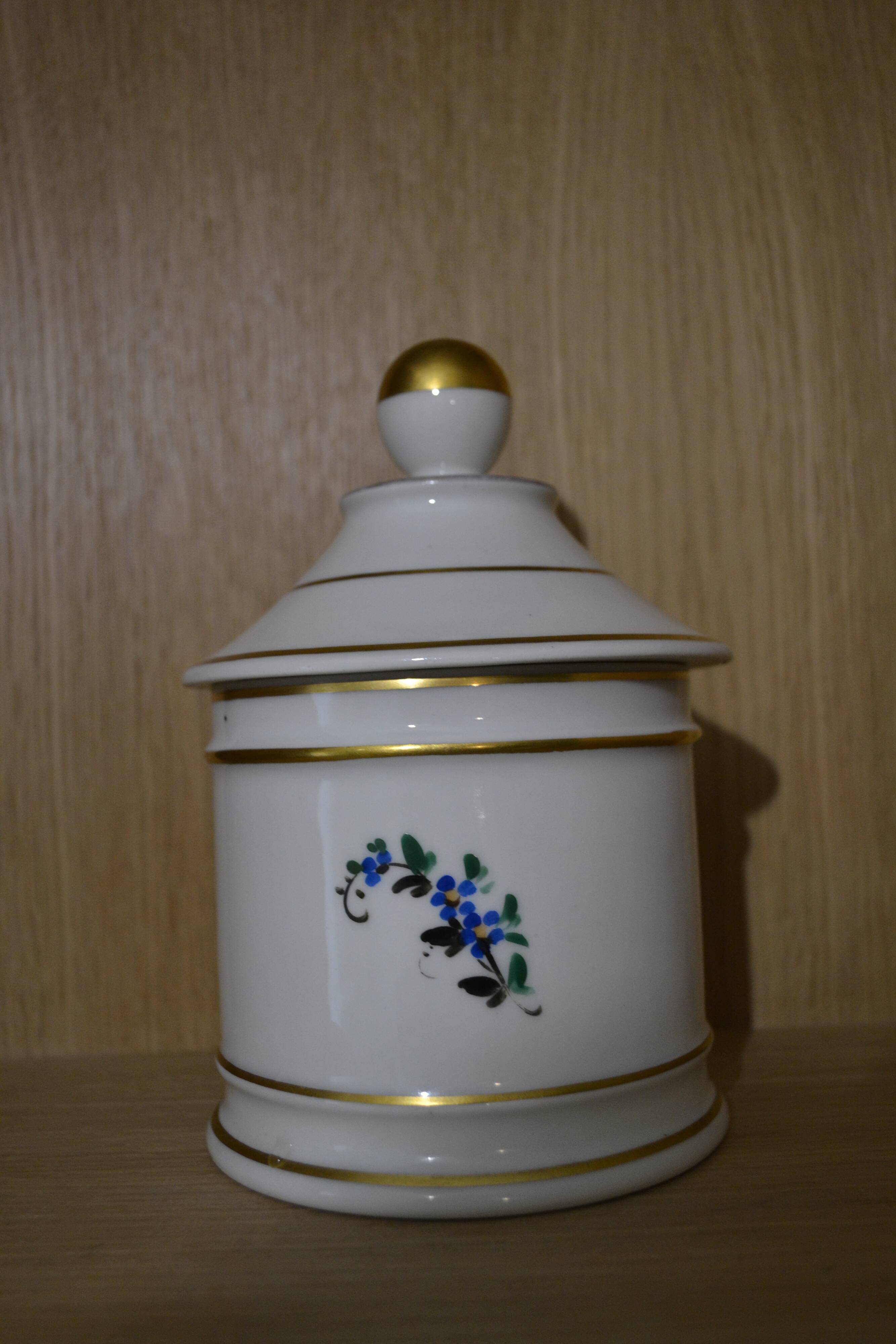 Apothecary pot Opium