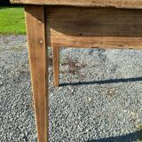 Farm table
