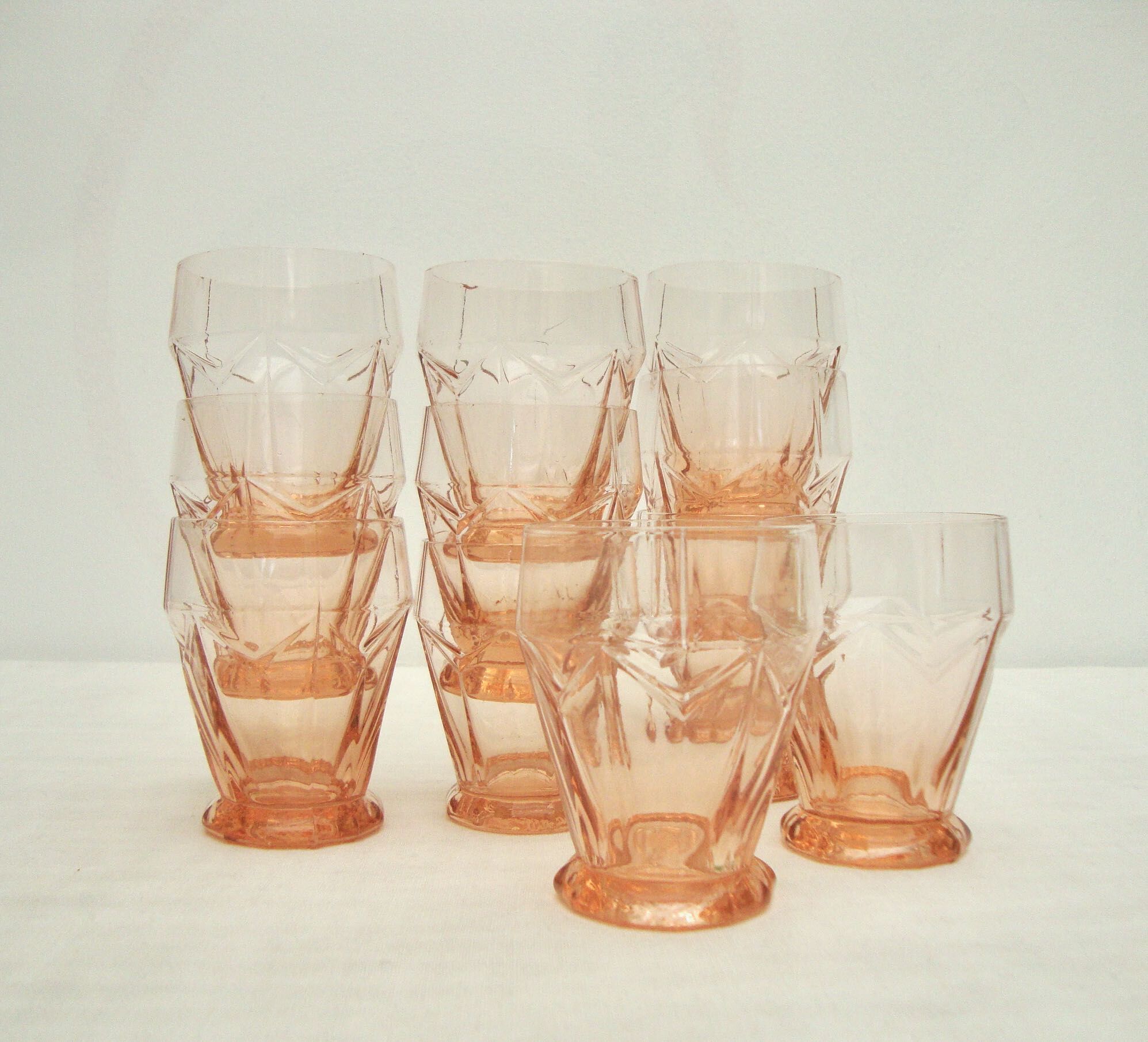 Set de 11 verres gobelets art déco