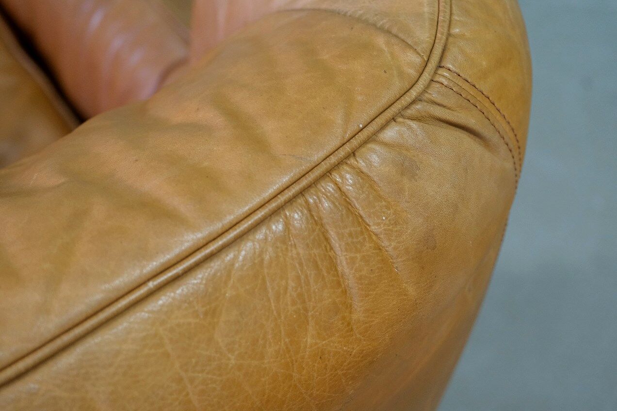 Brutalistic italian leather living room set, 1970, set of 2