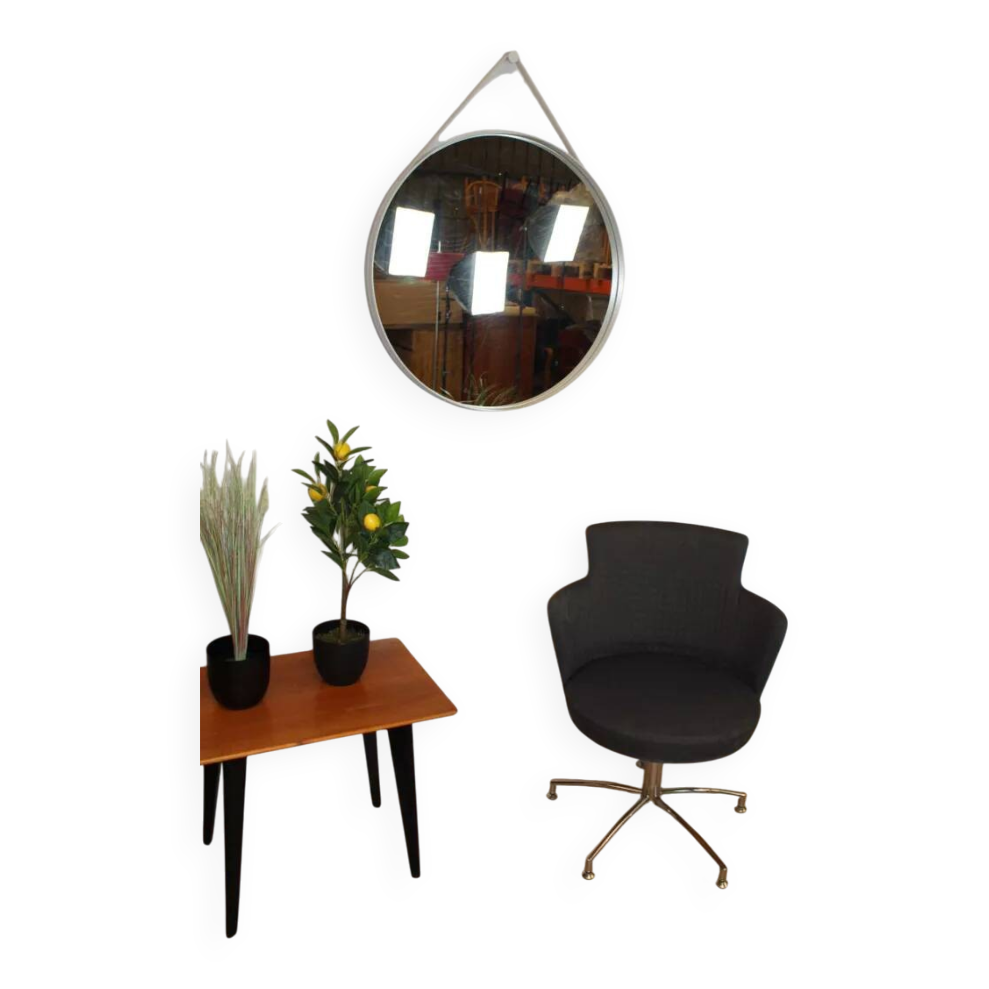 Miroir HAY Ø70 cm à sangle, cadre métal mastic, style scandinave minimalist