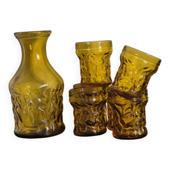 Carafe and glasses