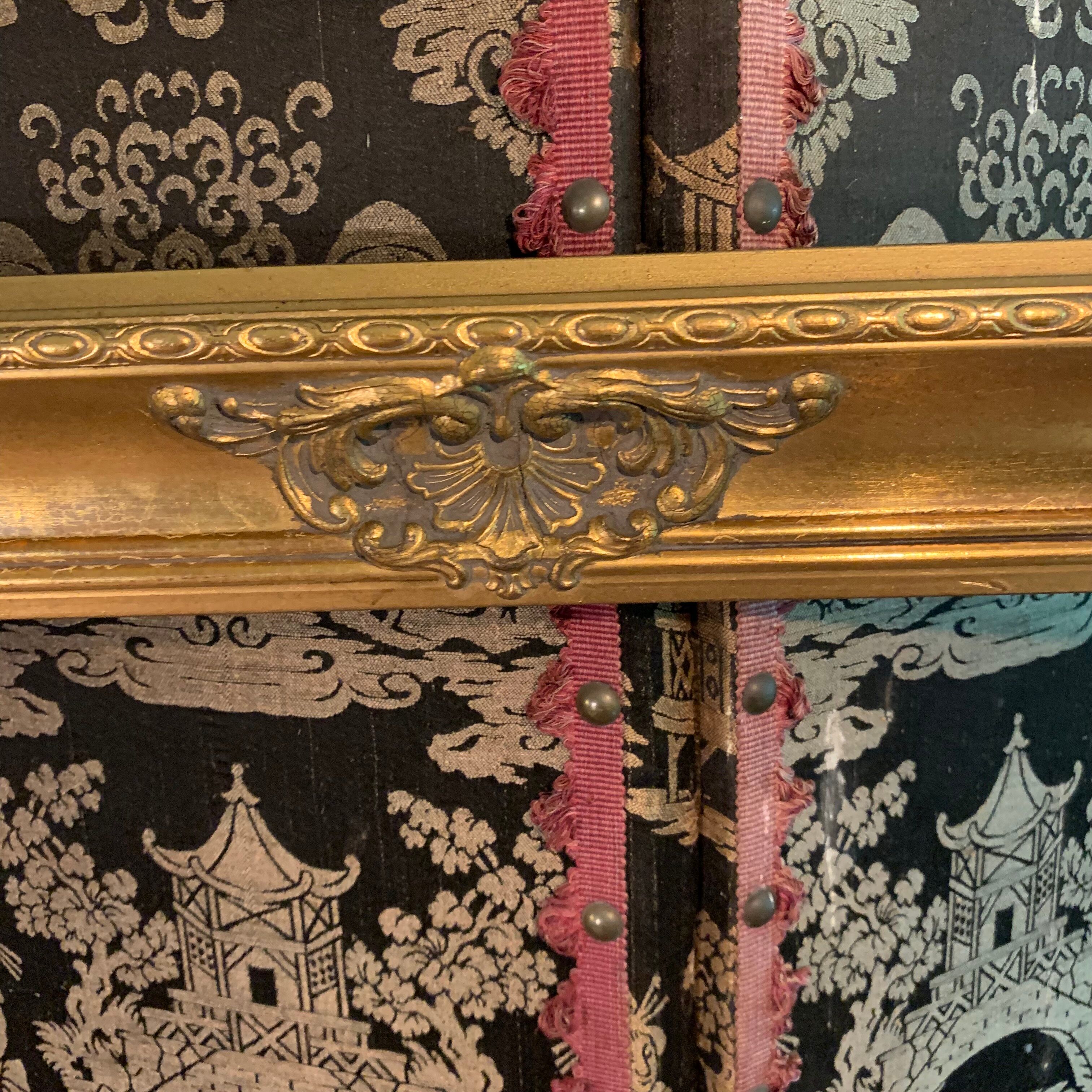 Gilded wooden frame 64x74 cm