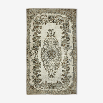 Hand-Knotted Carved Oriental 1970s 171 cm x 283 cm Grey Carpet