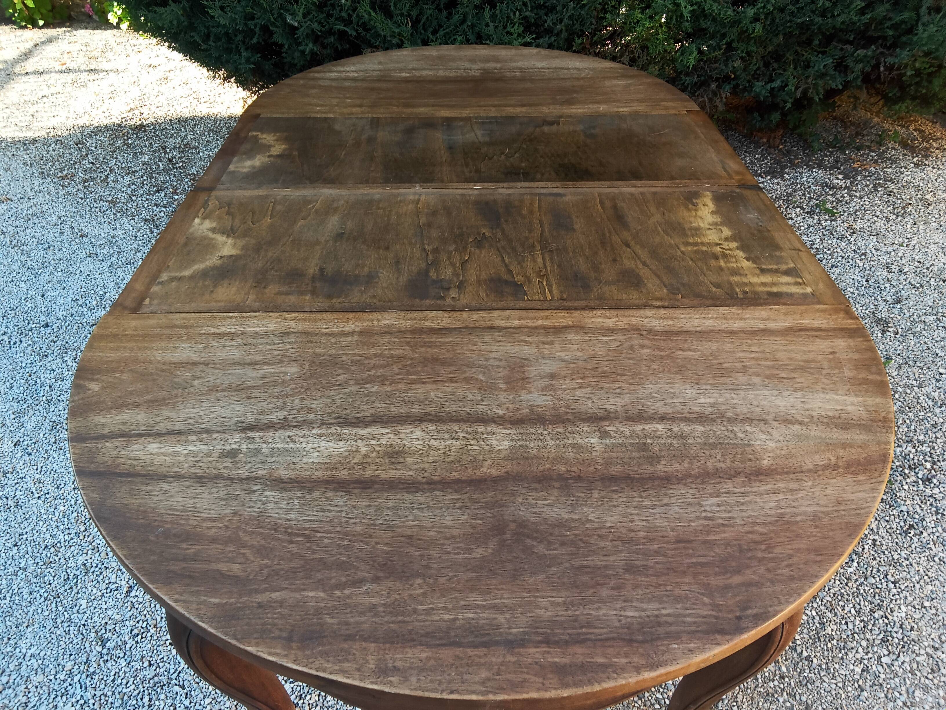 Round table + two extensions