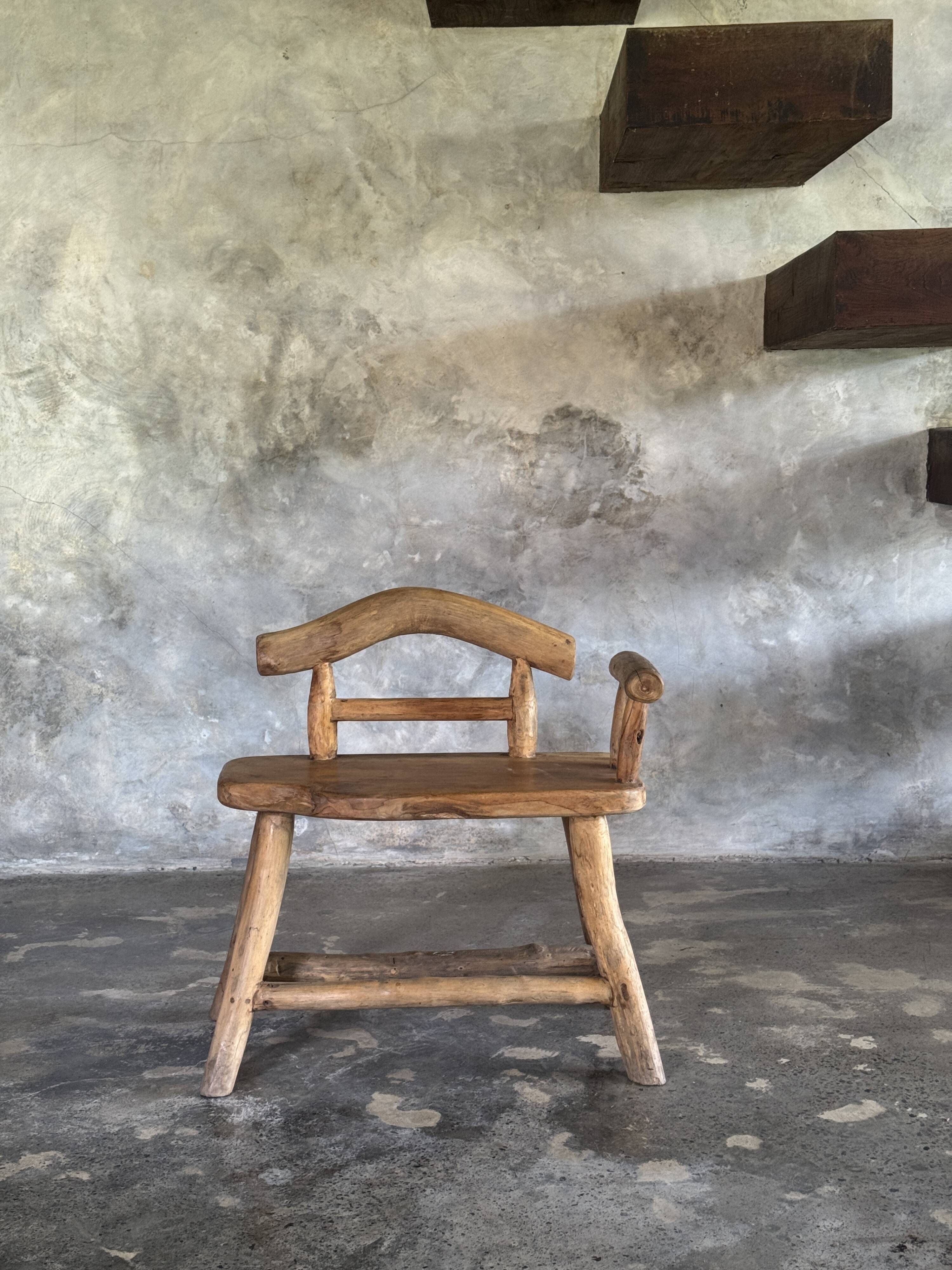 Small brutalist bench with backrest and armrests in Asian blonde teak H67 L6