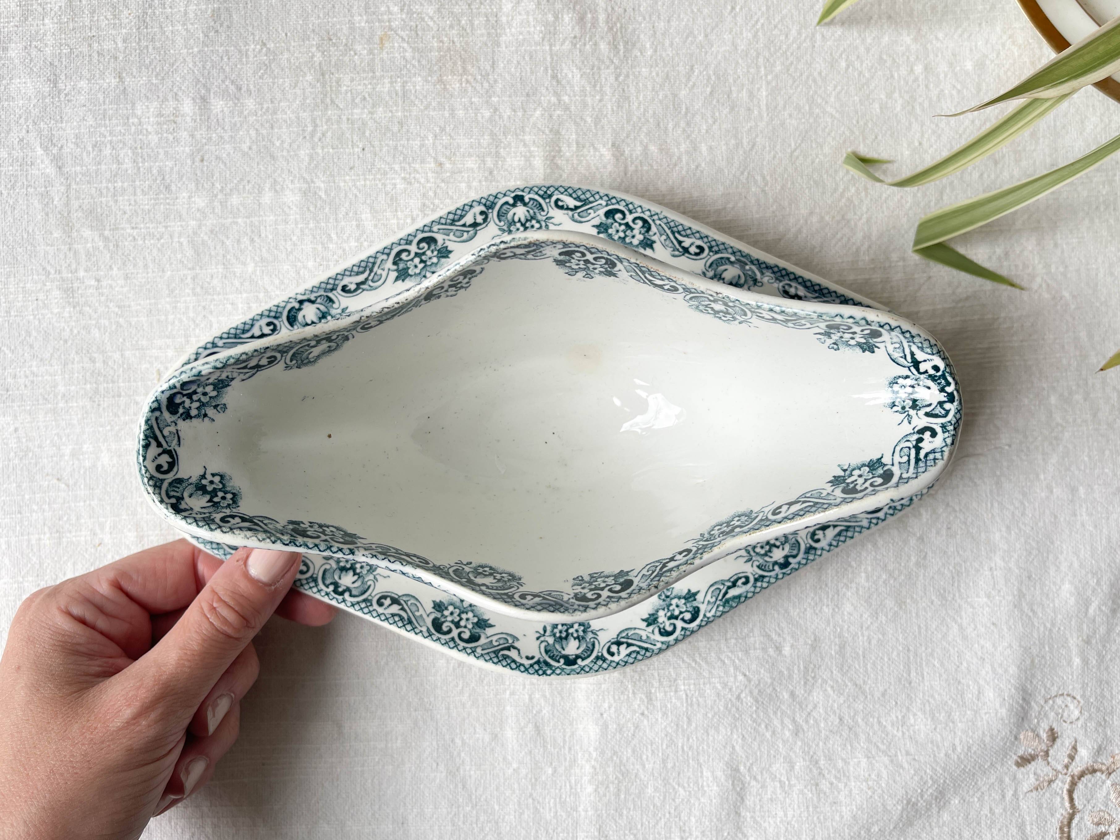 Vintage gravy boat Terre de fer French floral pattern