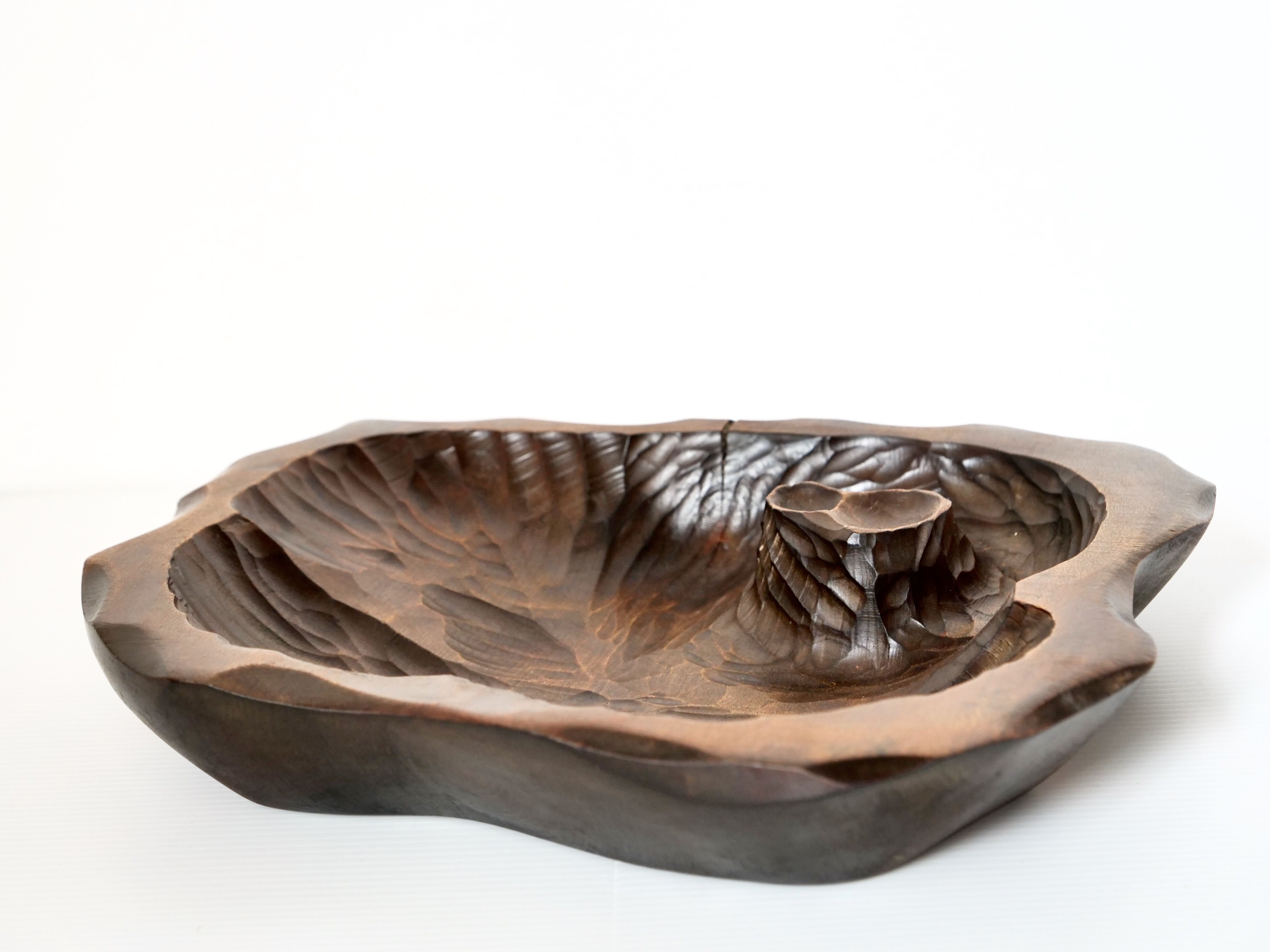 Brutalist dish in vintage gougé wood