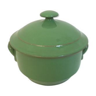 Pot with lid