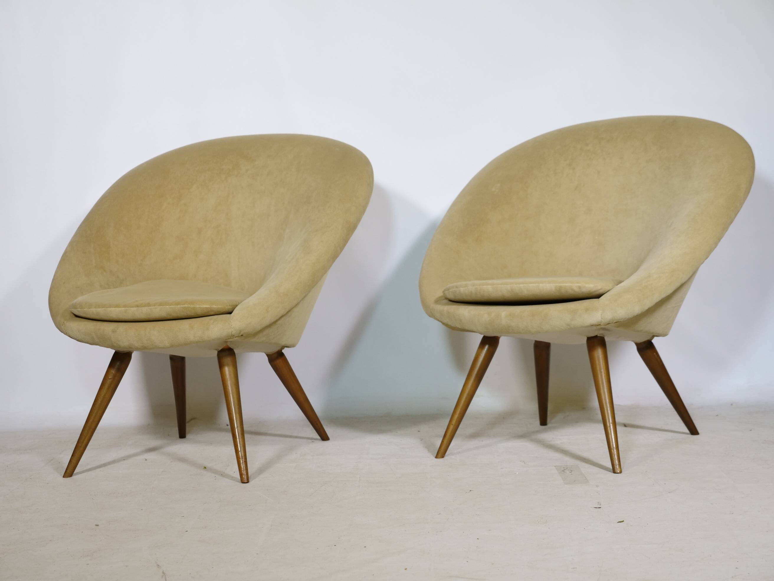 Mid-Century Shell Lounge Chairs in the Style of Jean Royère, Set of 2, 1950