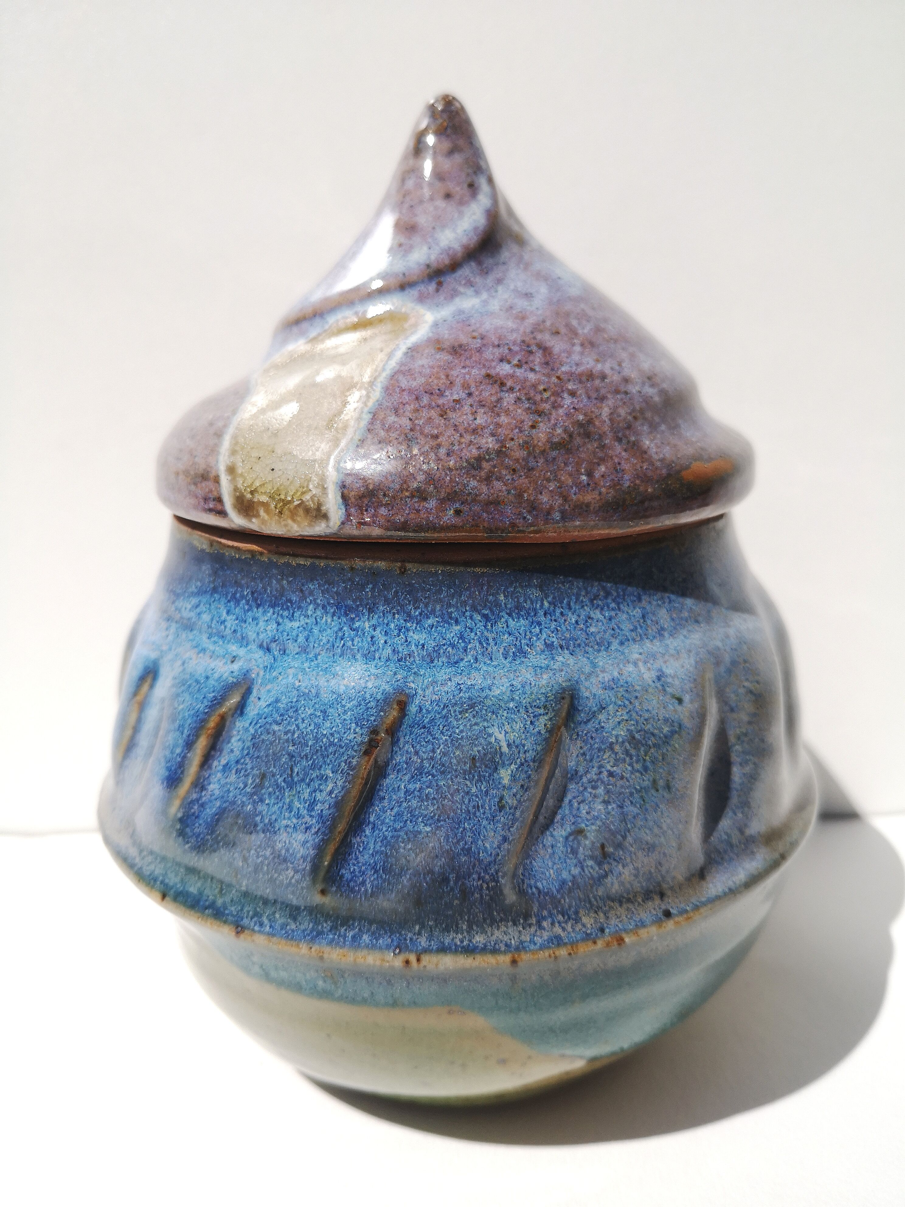 Glazed stoneware pot