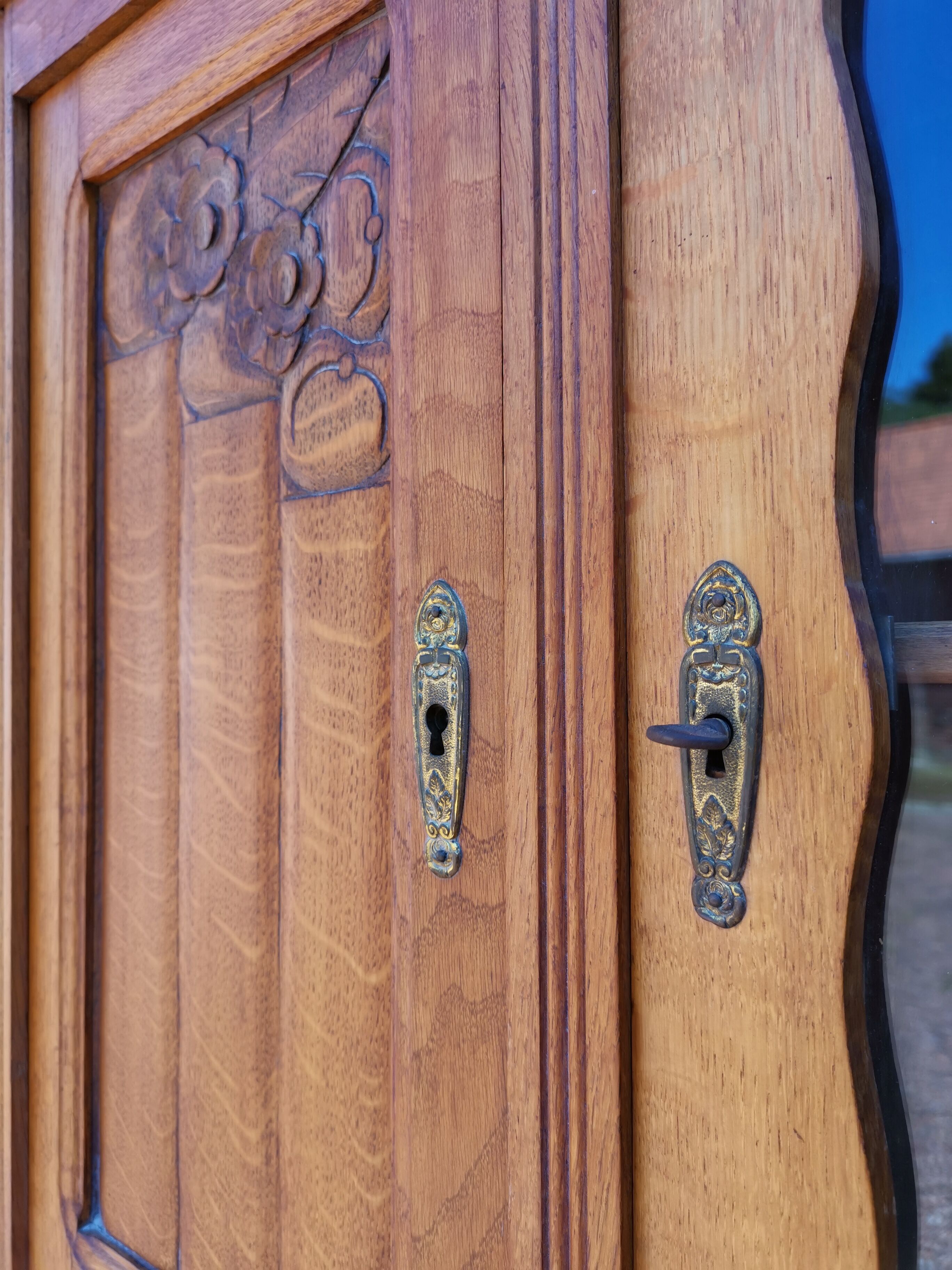 Buffet 2 body floral pattern 1929