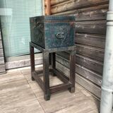 Metal-encrustation wood box