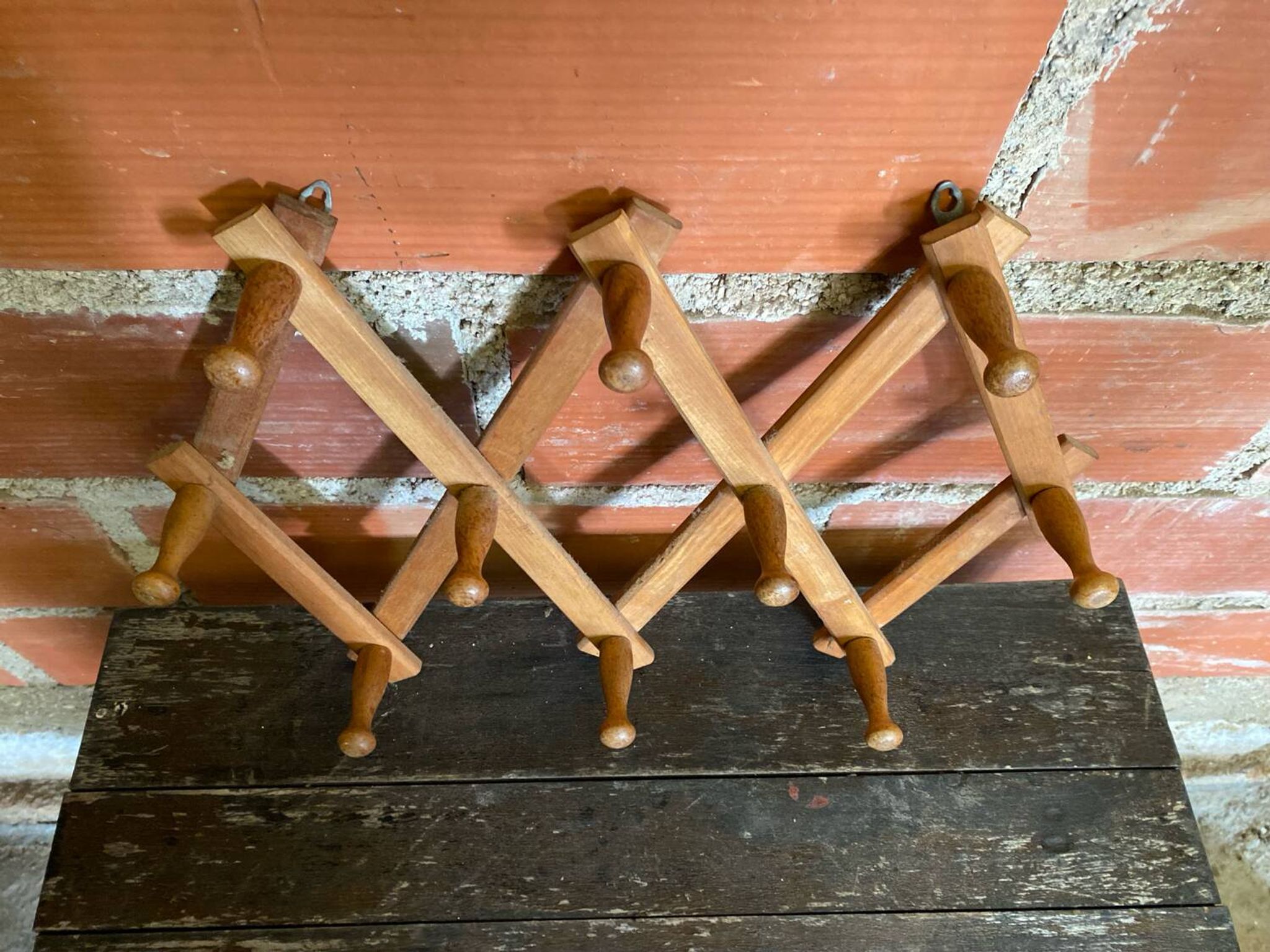 Vintage Wall-Mounted Extendable Coat Rack x10 Wooden Hooks