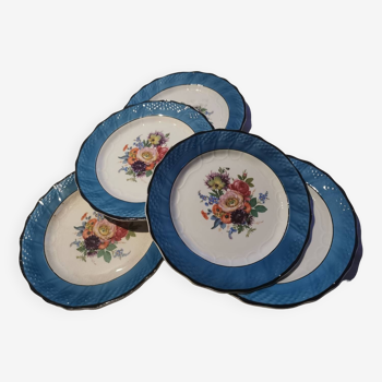 Set of 5 Hamage and Moulin des loups dessert plates.