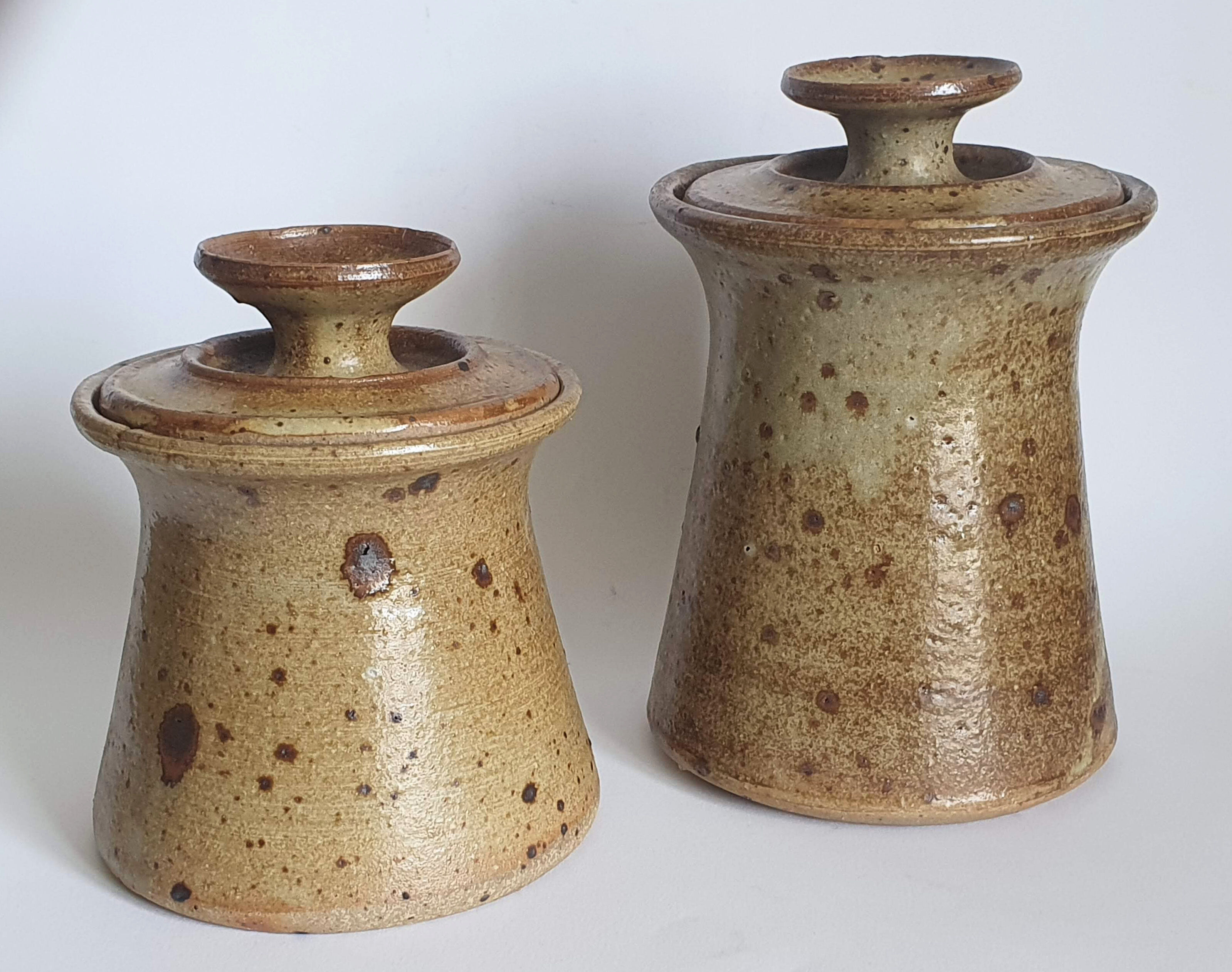 Covered pyrity sandstone pots signed GRM