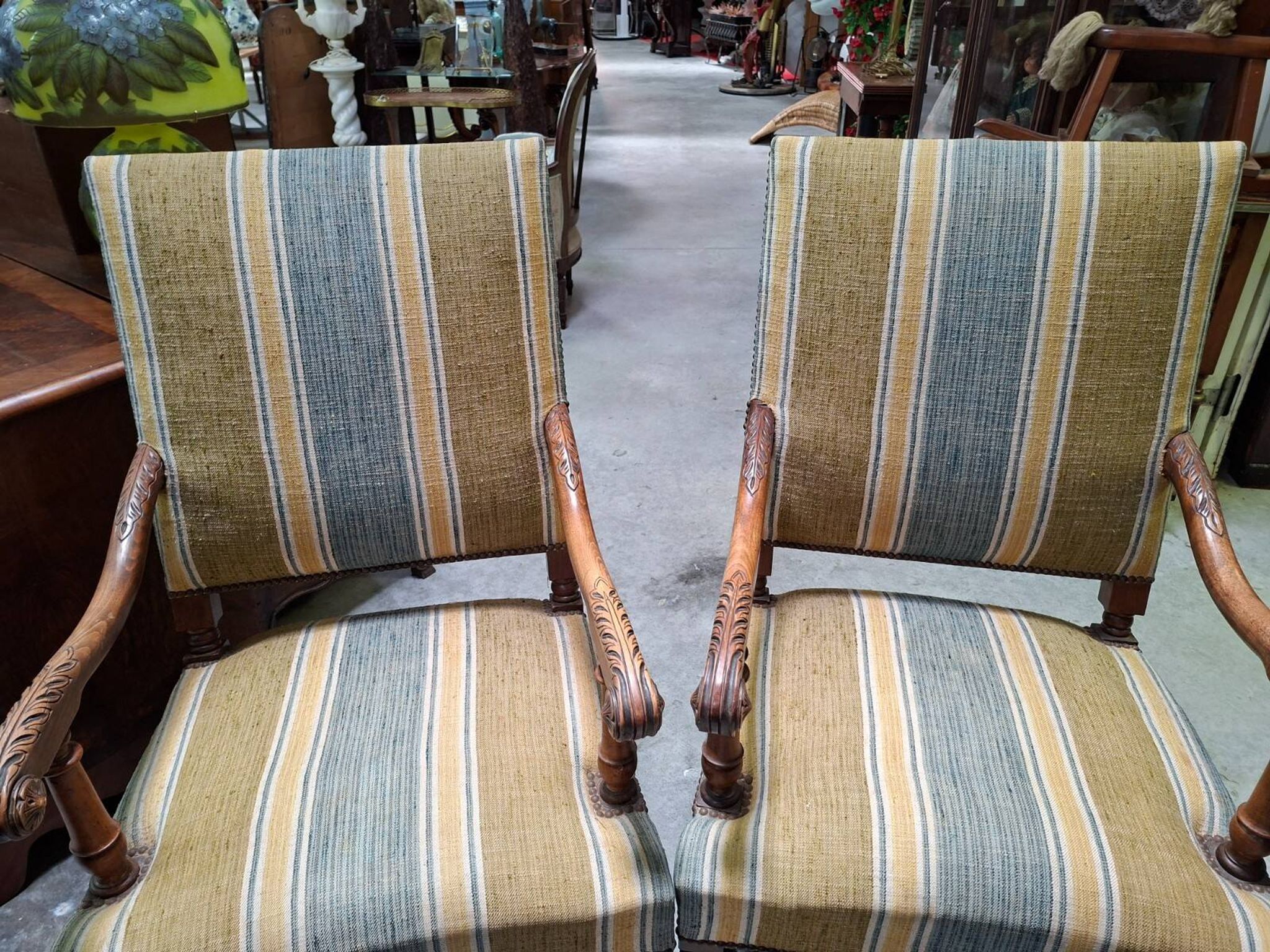Pair of walnut armchairs – Louis XIII style – Turned and carved wood - X