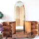 Coiffeuse Art Déco en bois marron avec miroir et armoires latérales Shrager Brothers (1930s)