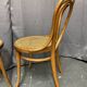 Paire de chaises Thonet n 19 estampillées thonet