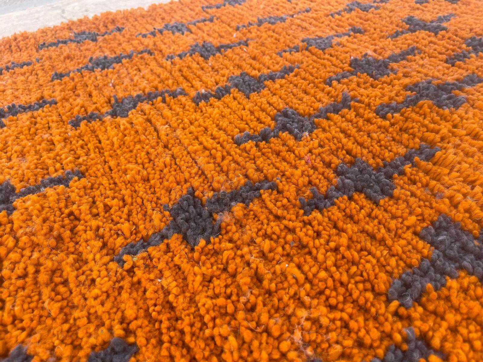 Traditional handmade carpet 250cm x 150cm Moroccan