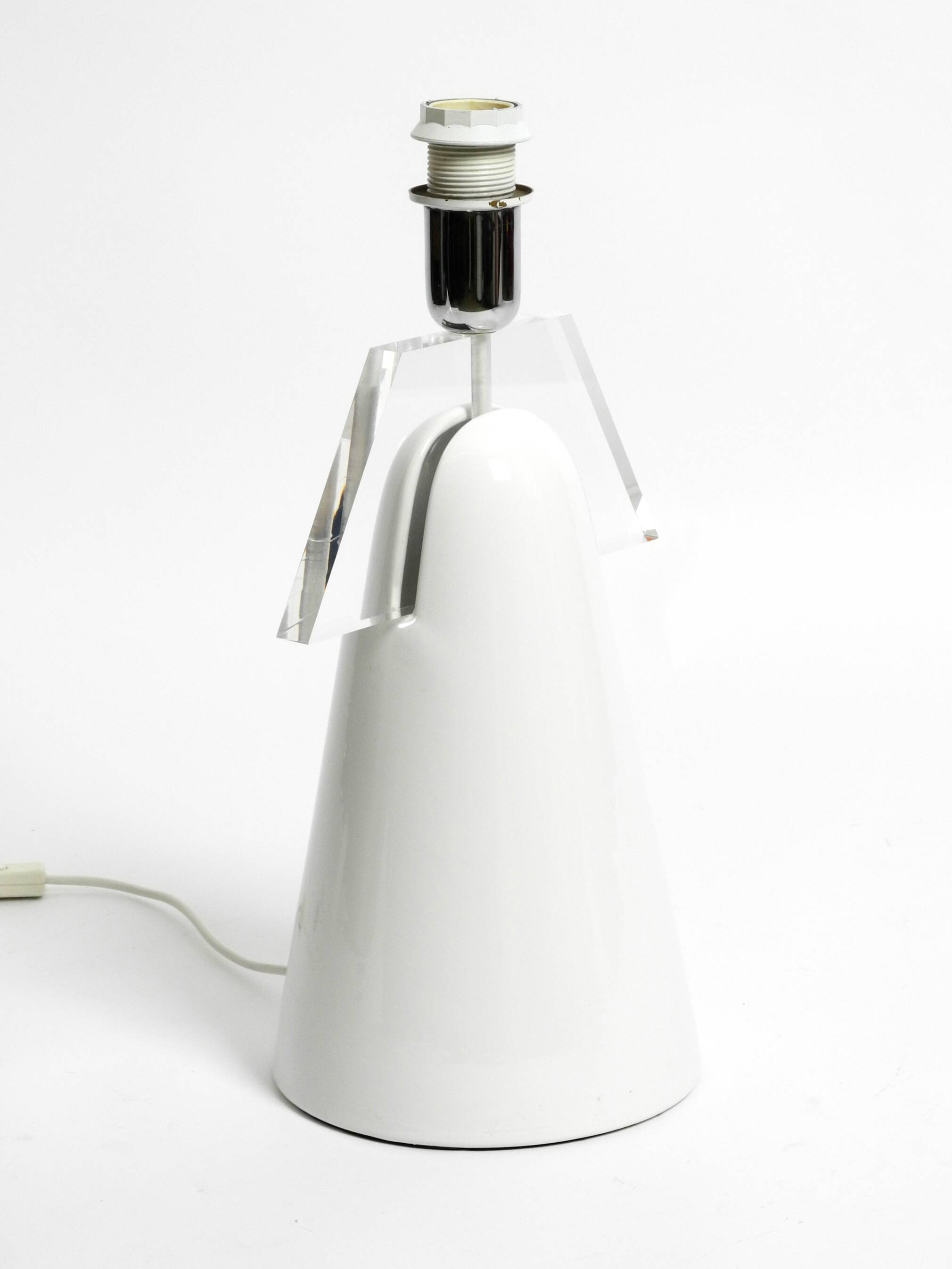 Stunning Italian 1970s ceramic plexiglass table lamp without a shade