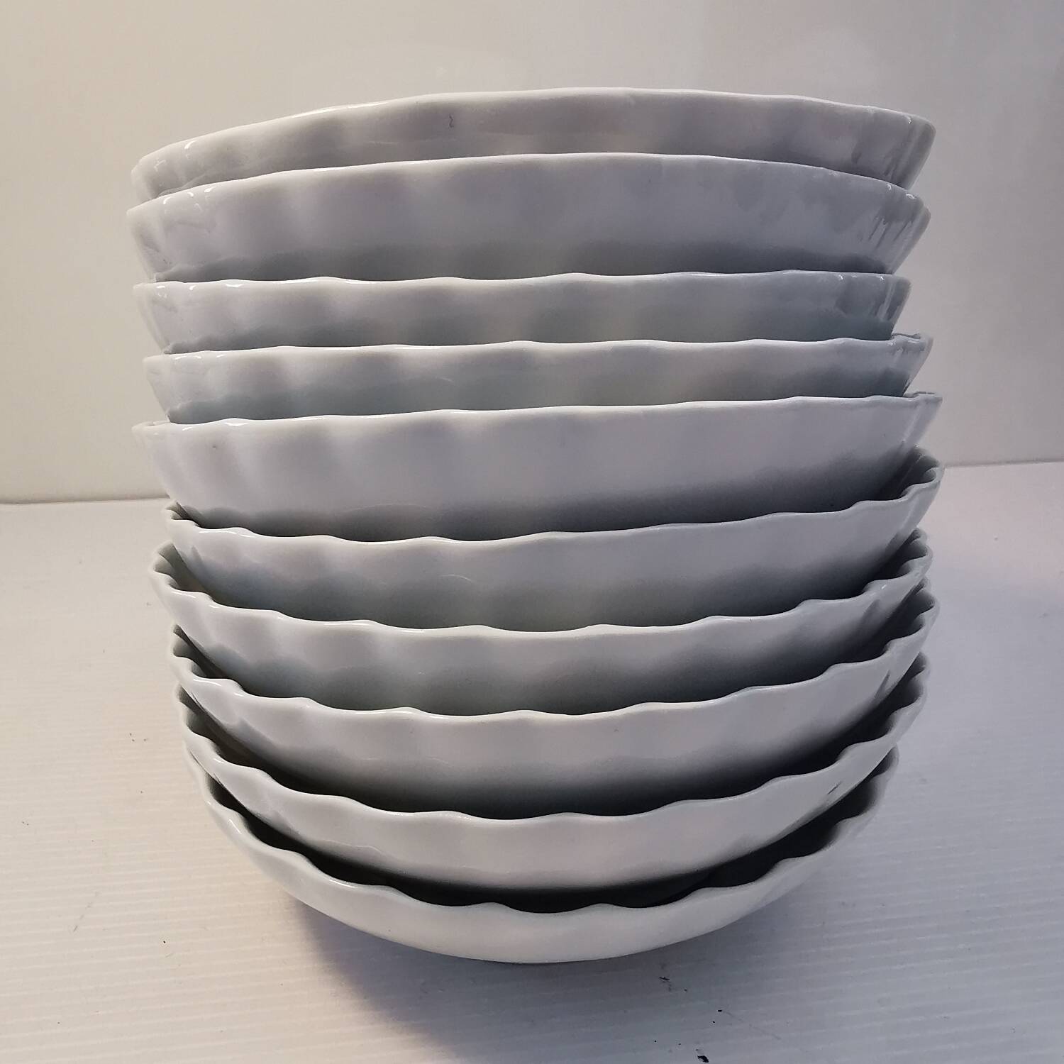 10 small dishes / ramekins / shell-shaped cups. French porcelain