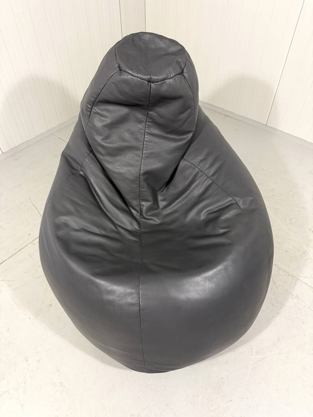 Zanotta Sacco large leather beanbag lounge chair 1980’s