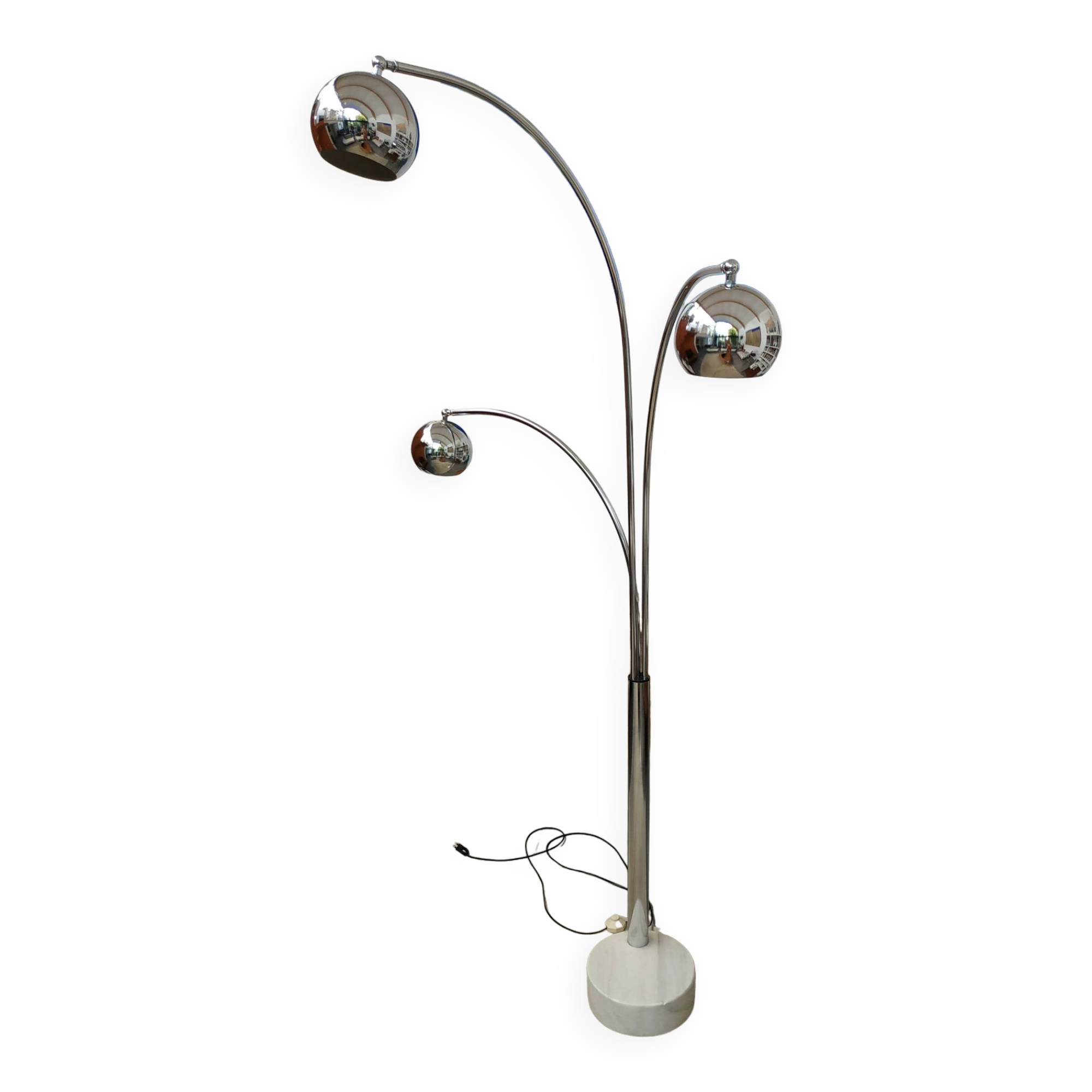 "Muguet" floor lamp by G. Reggiani in chrome metal from the 70s