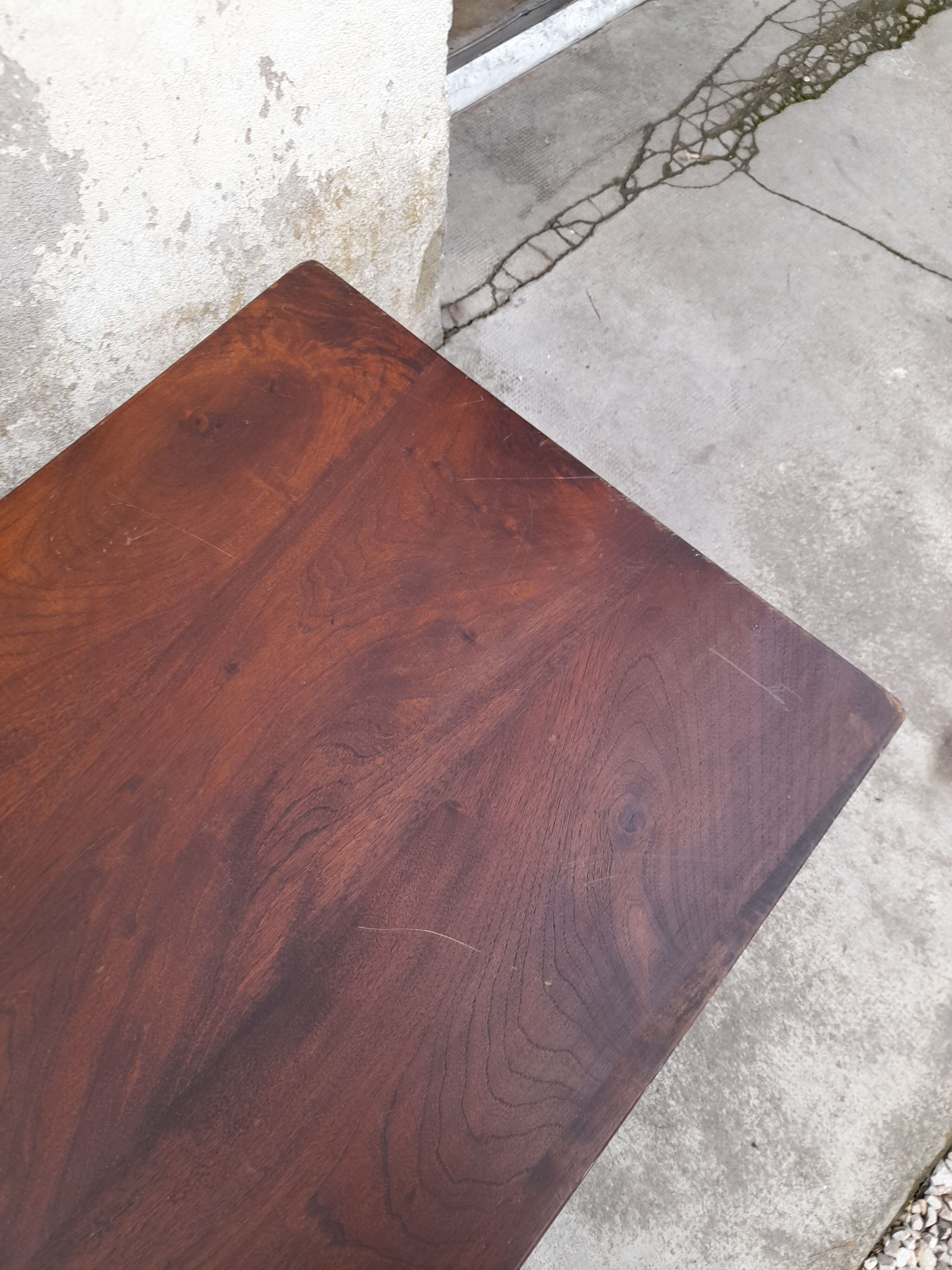 Table basse de ferme rustique 1900 en Fruitier