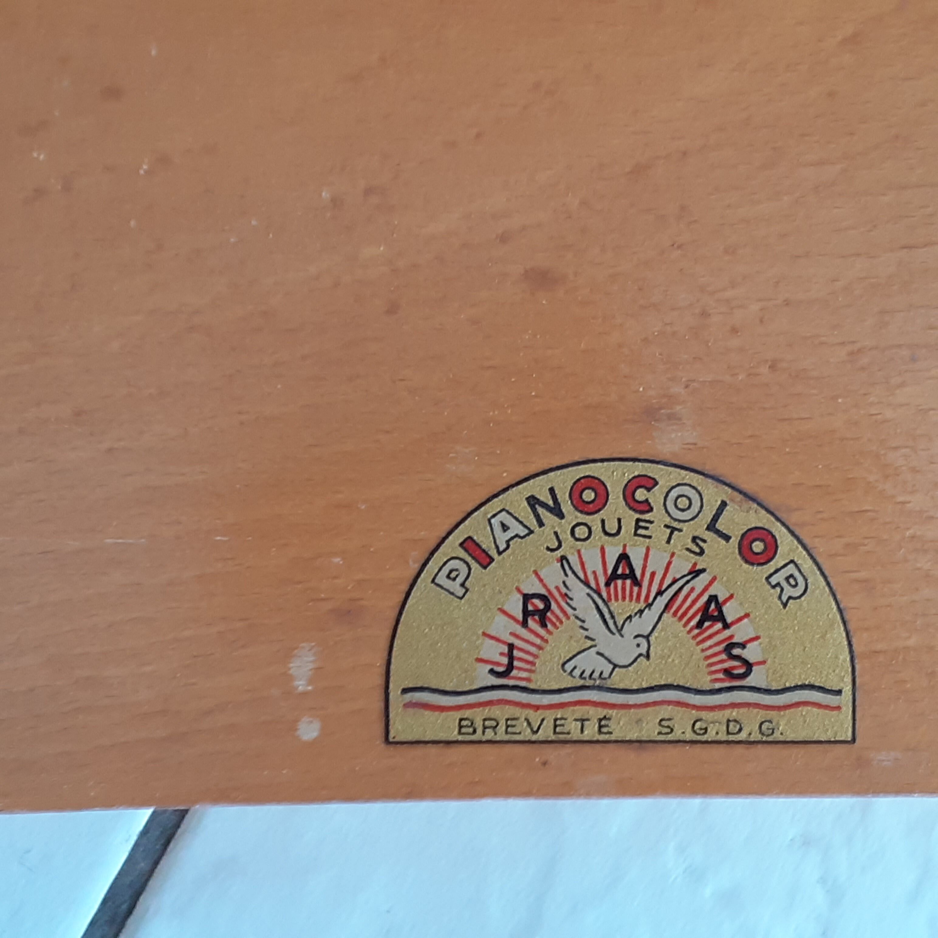 Antique piano toy all in wood, Pianocolor Jraas