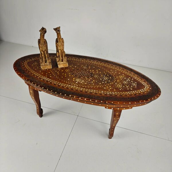 Table basse anglo-indienne en os incrusté du XXe siècle