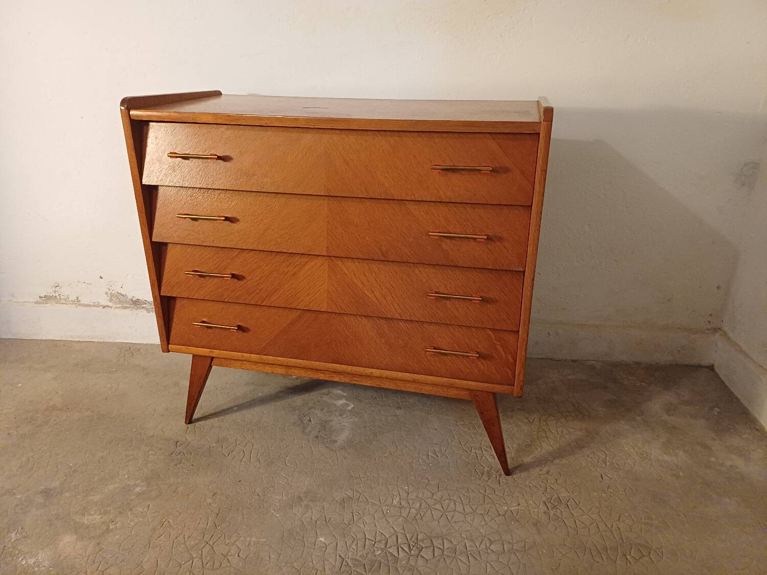Vintage chest of drawers