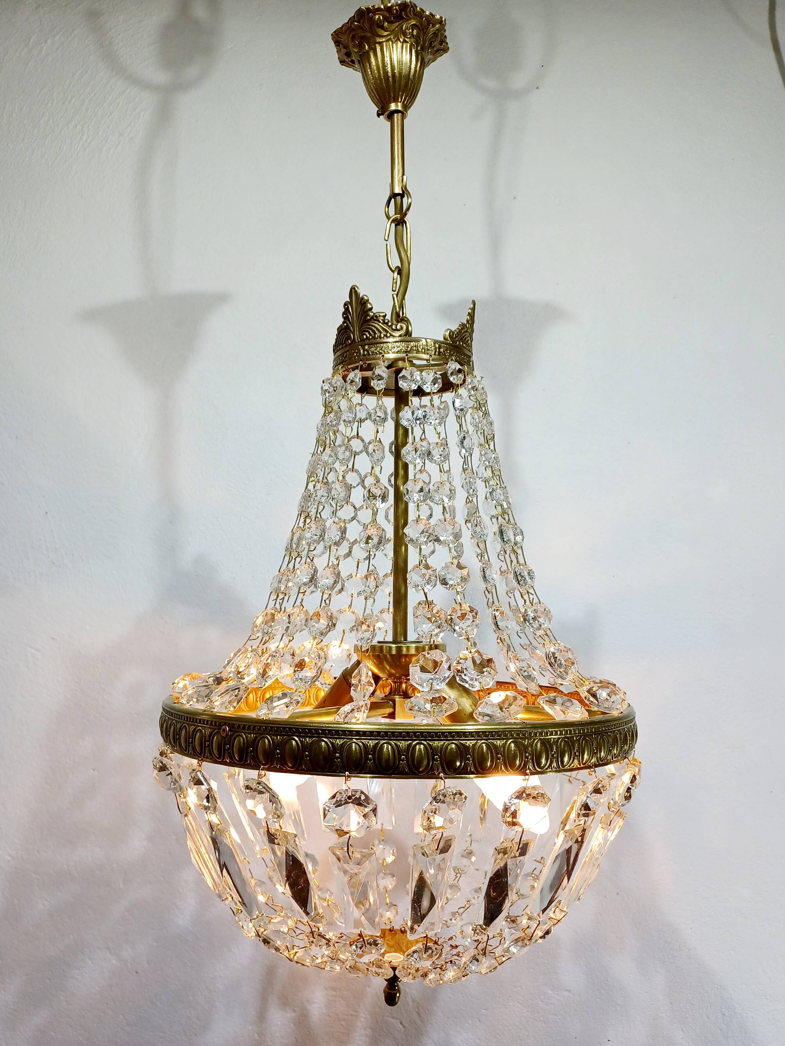 2-light hot air balloon chandelier