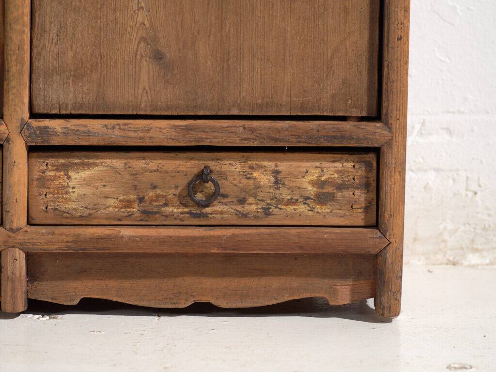 Old pine wood buffet – China, circa 1930