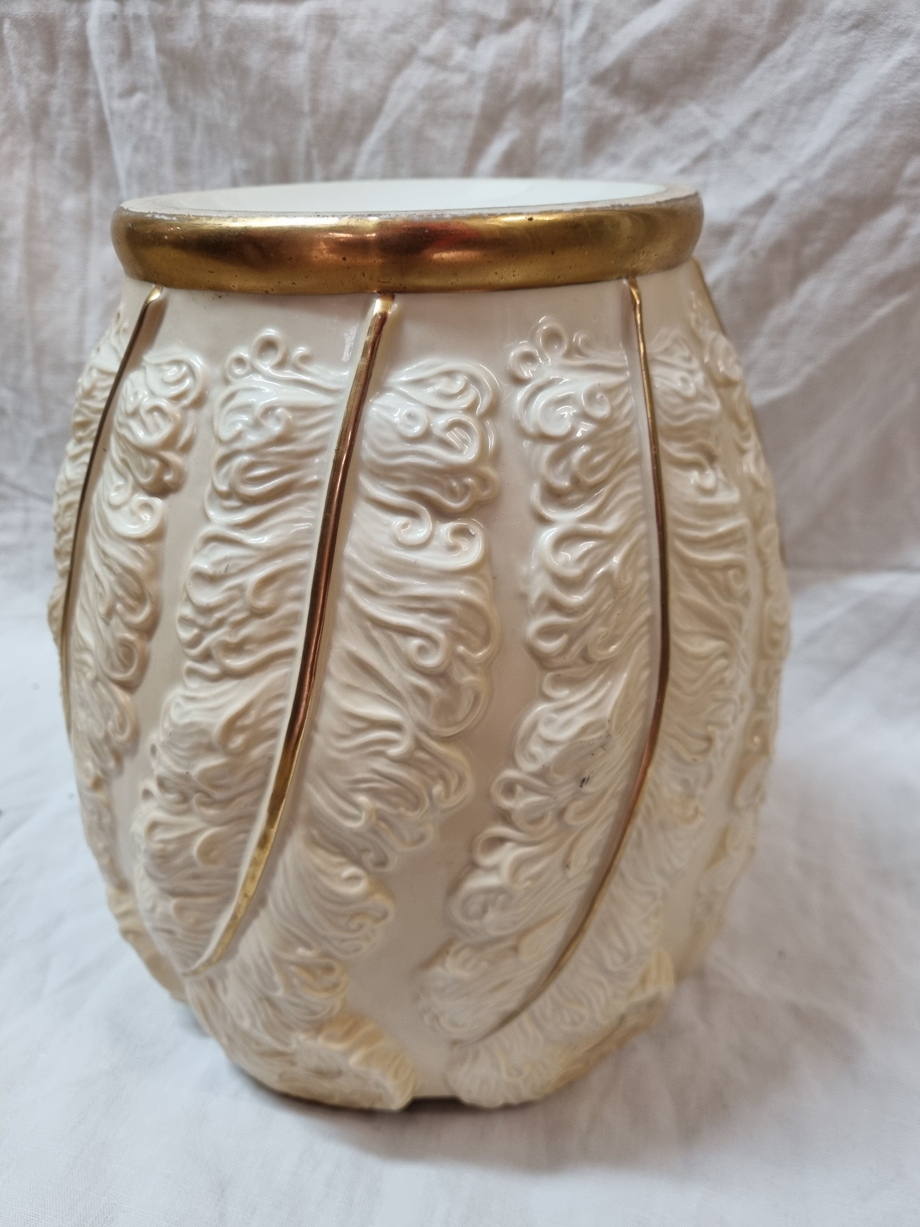 Ostrich feather vase Couleuvre A.Laurent, 1930