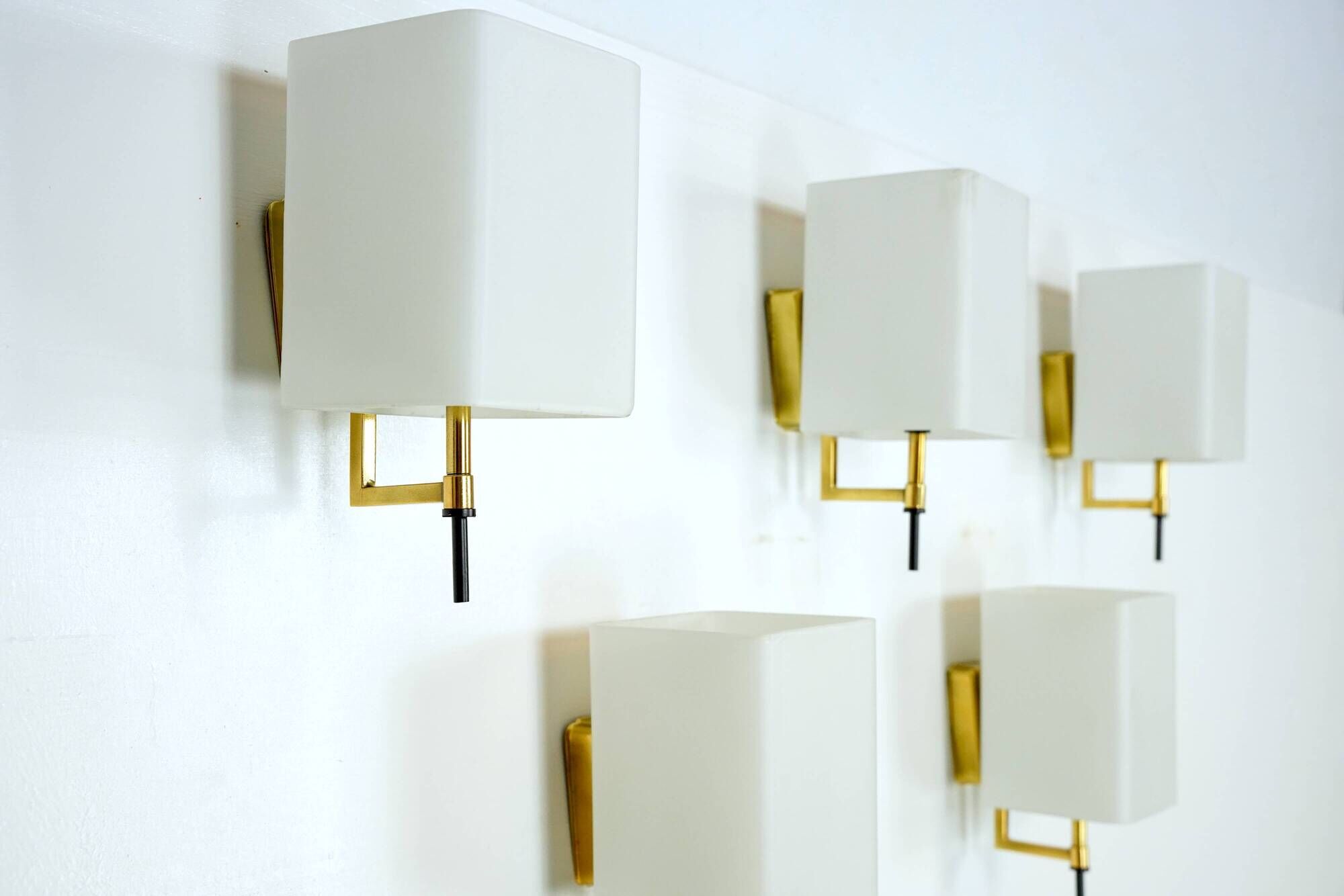 Set of five Mid-century sconces in Stilnovo manner. Italy 1950s