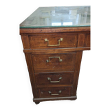 Bureau double