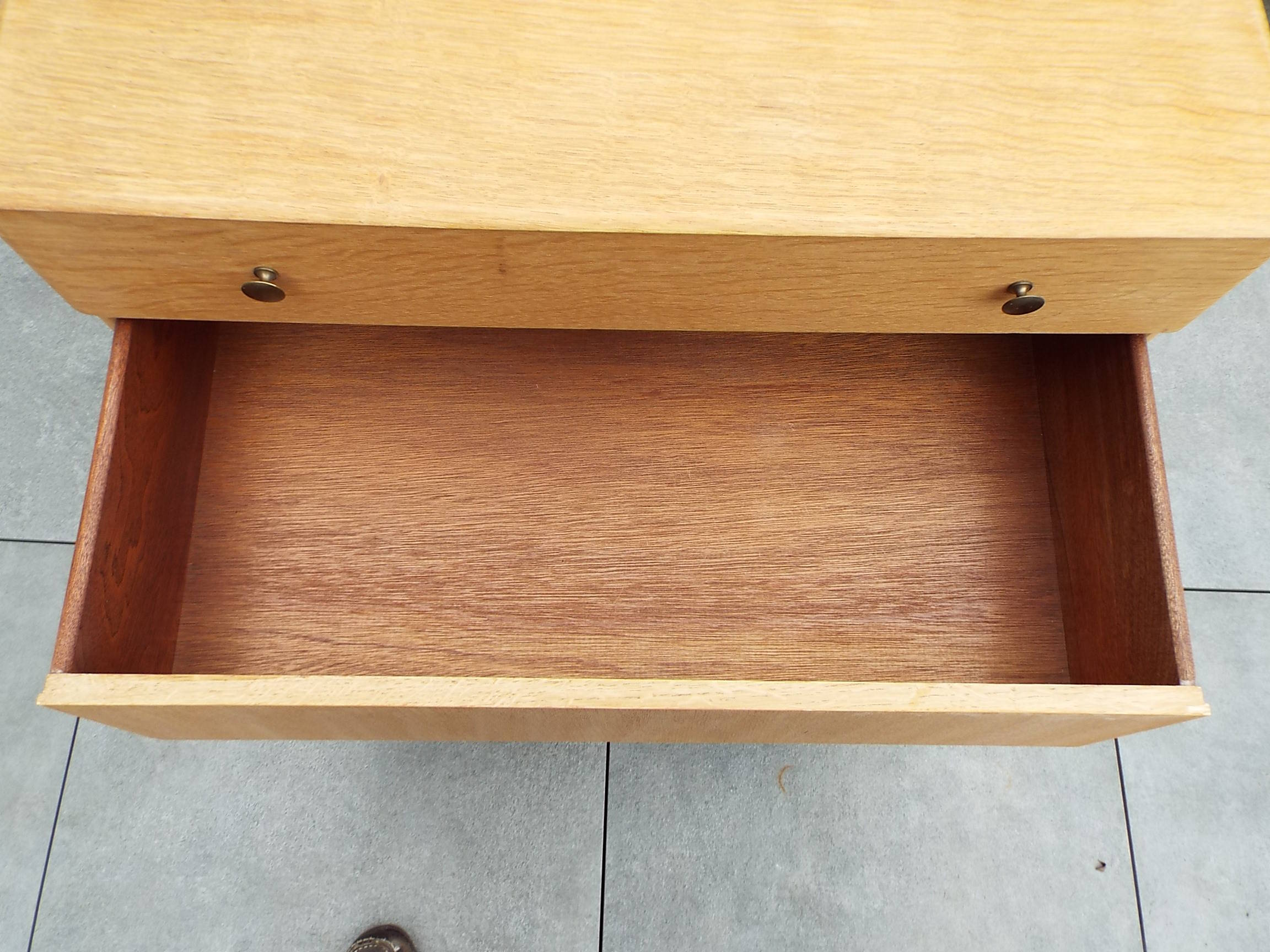 Compass feet dresser