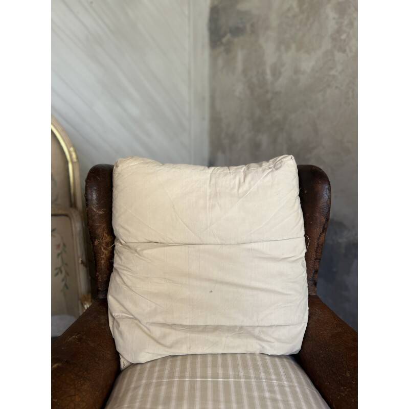 Vintage club chair