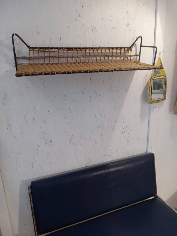 Etagere murale en rotin, Raoul Guys