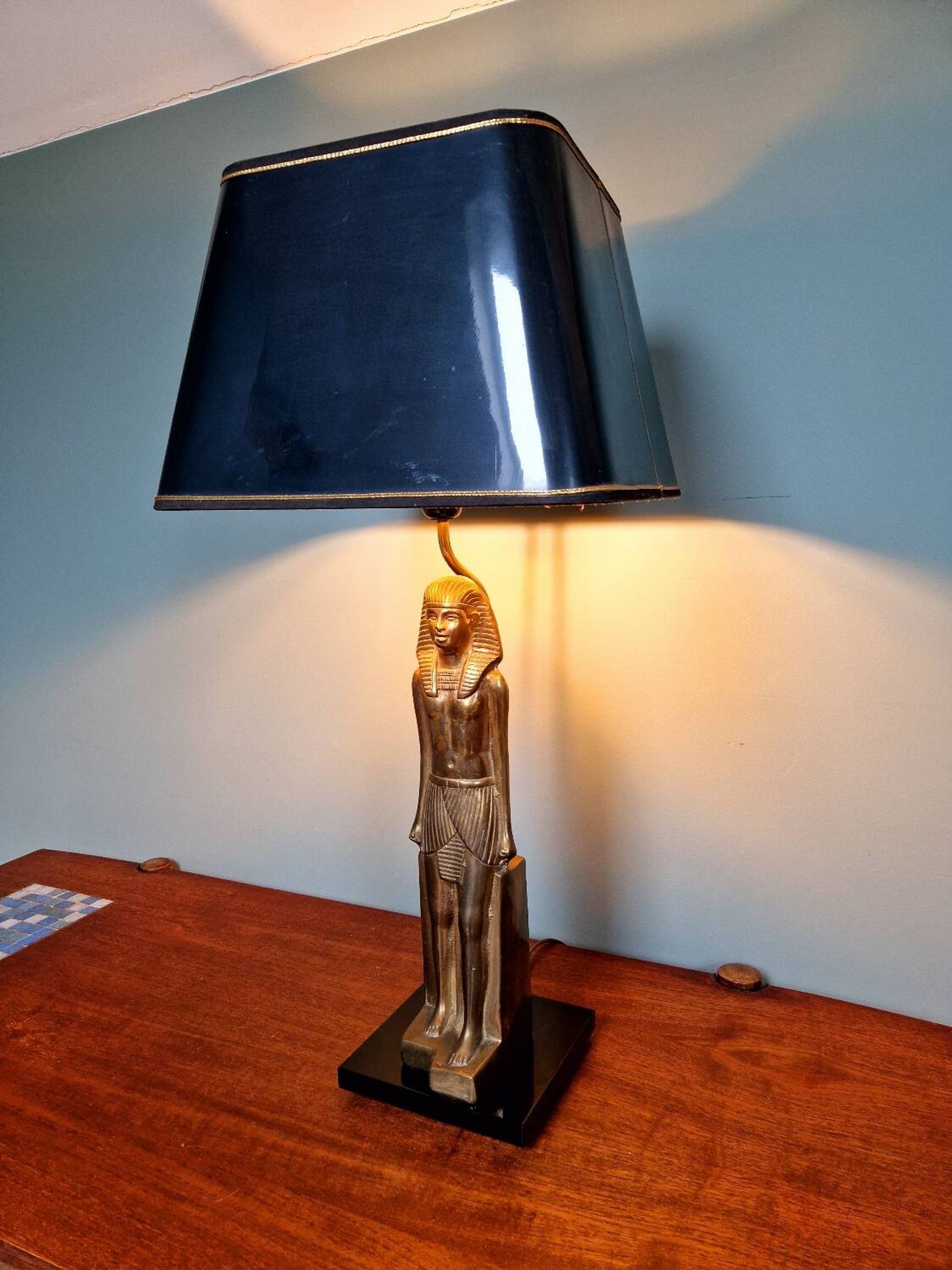 Egyptian table lamp, Hollywood Regency style, 1970