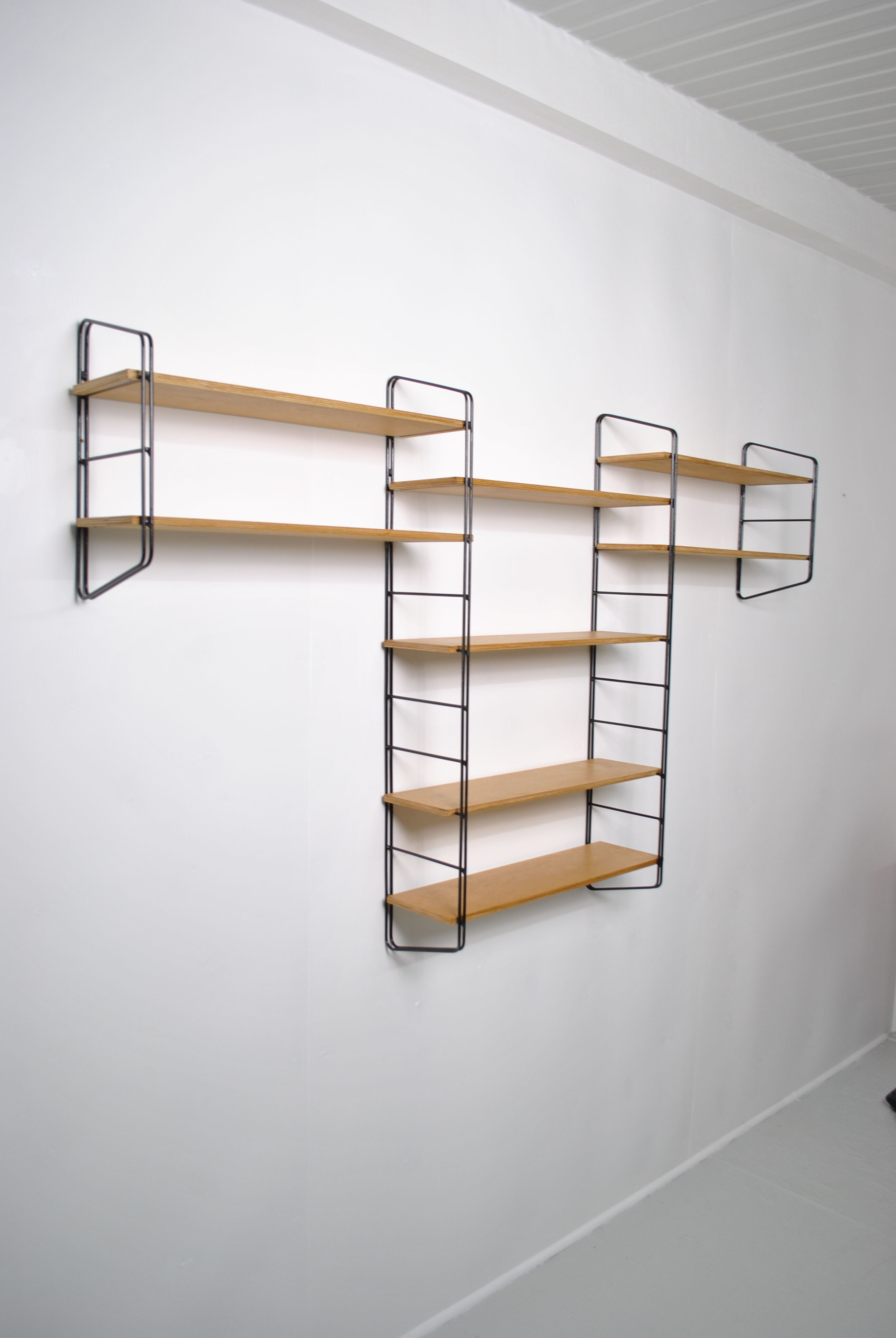 String-type shelf, 1970s